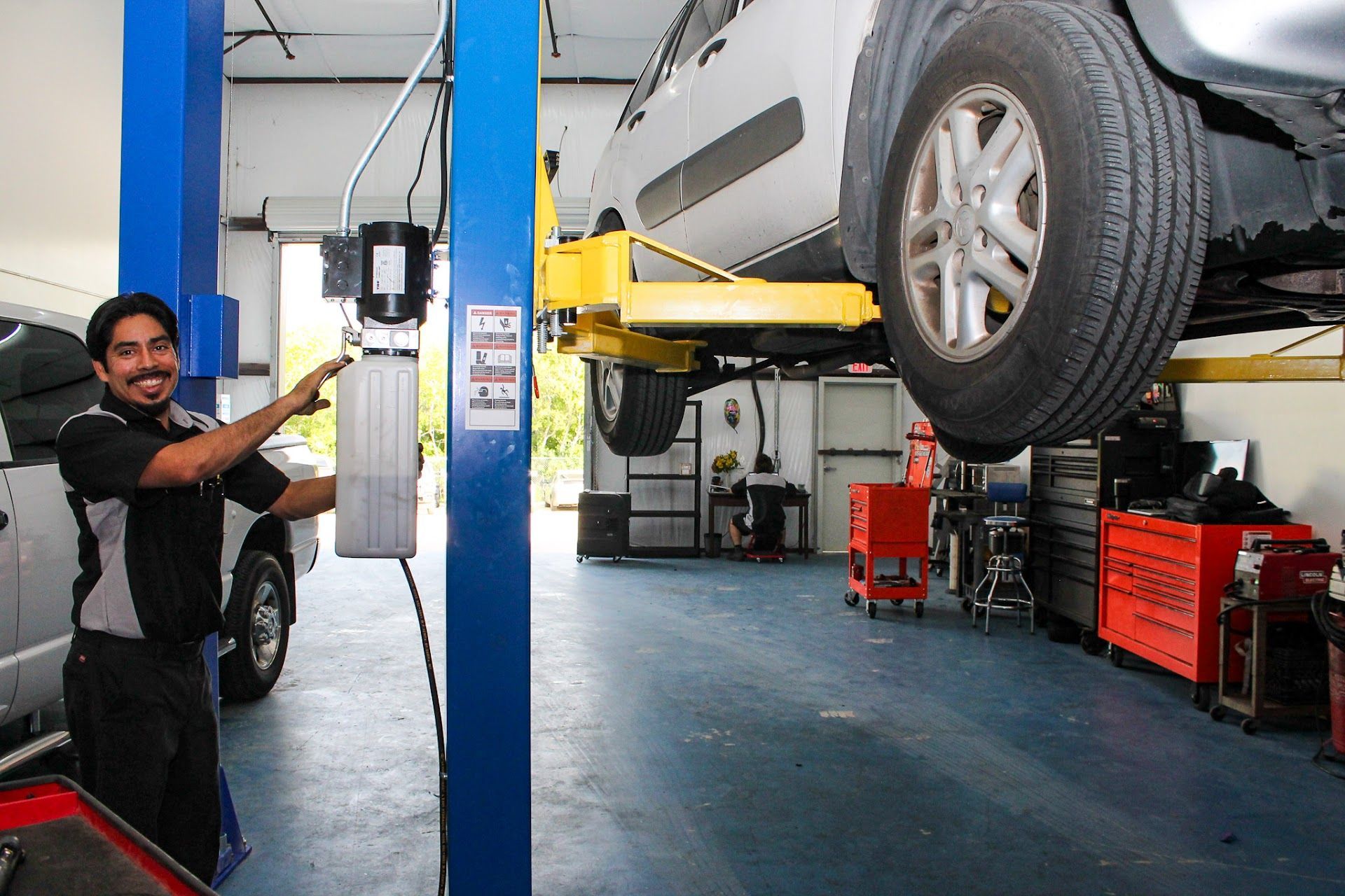 Elite Auto Care in San Antonio, TX (5)