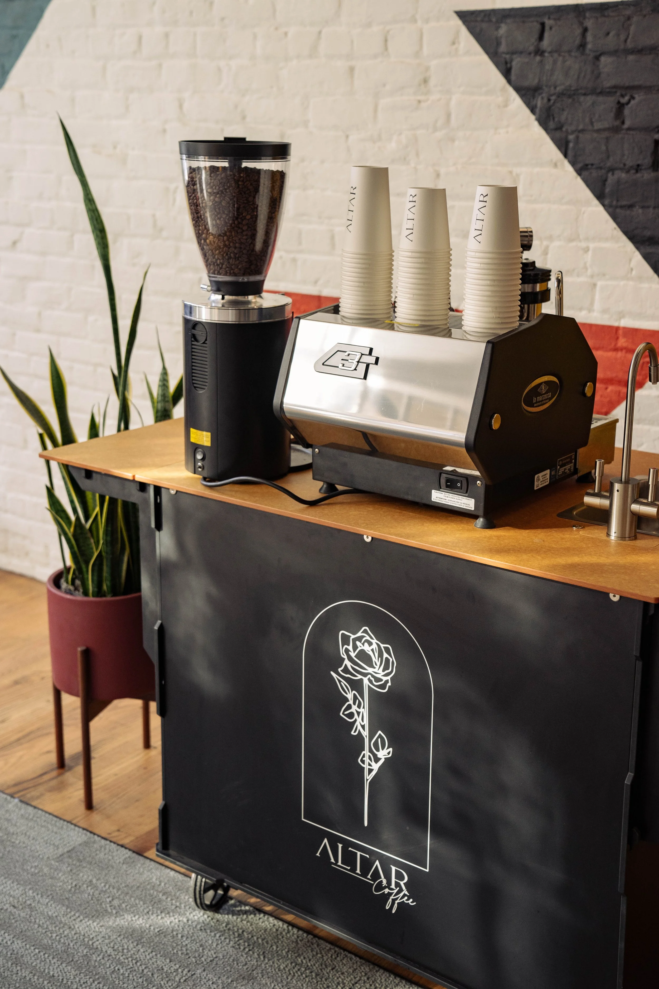 Altar Coffee in Roanoke, VA (3)