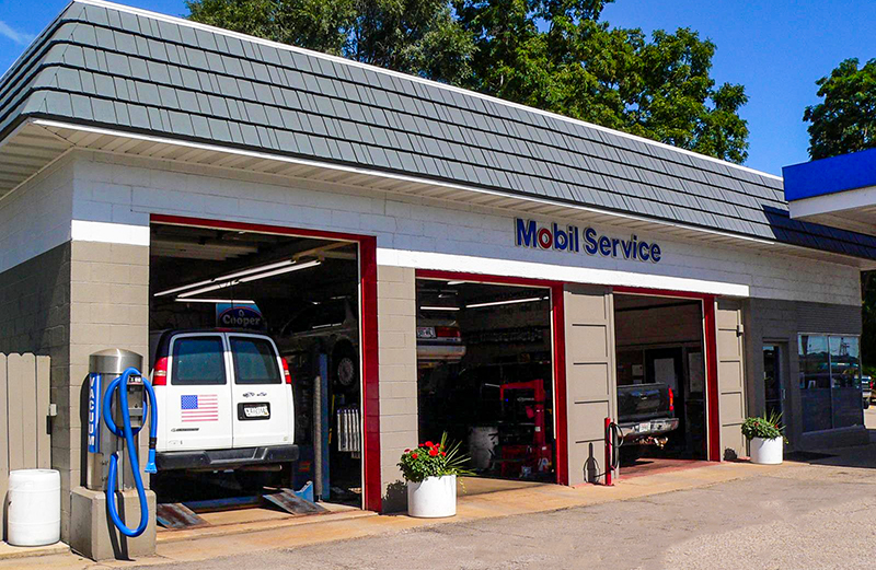 Mike's Mobil LLC in Cross Plains, WI (2)