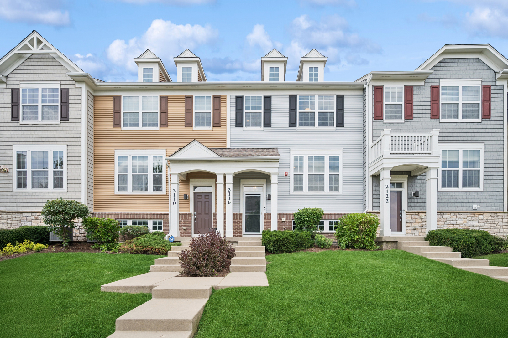 Jerfita Pierson Team - Top Glenview Real Estate Agent- Compass in Glenview, IL (2)
