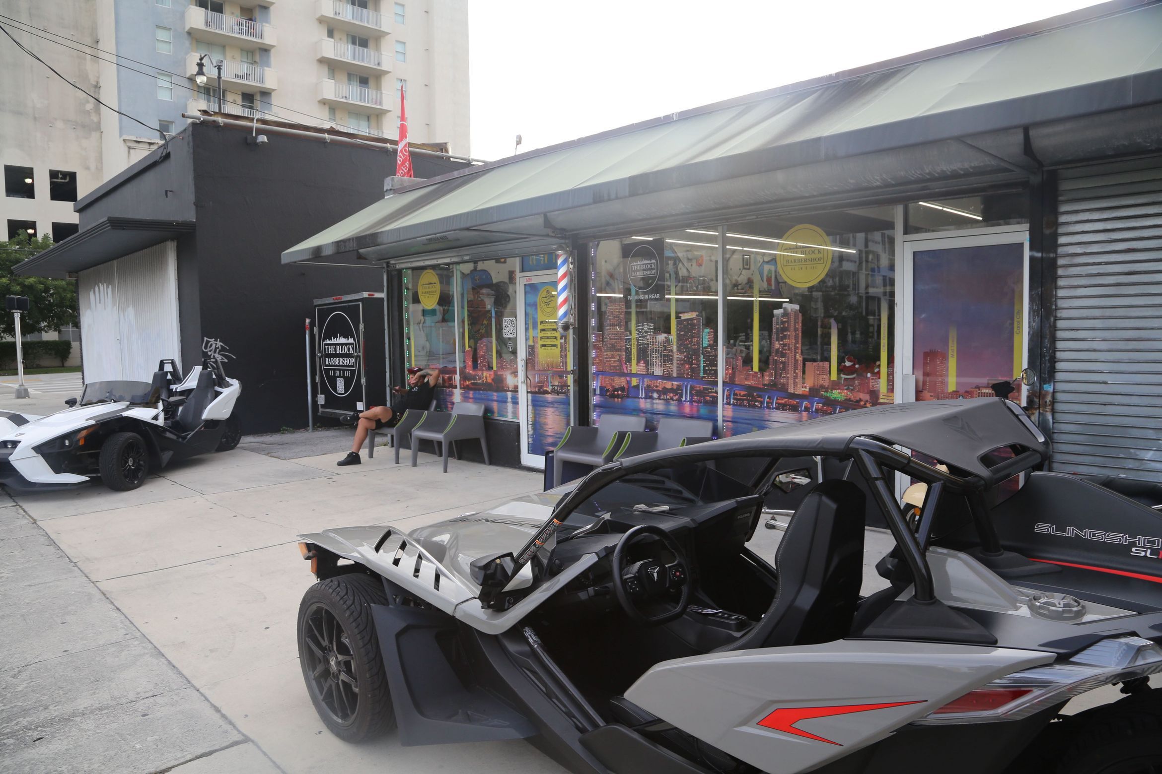 THE BLOCK BARBERSHOP in Miami, FL (4)