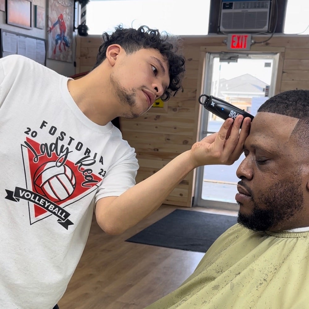 Freshest Barbershop and Salon in Fostoria, OH (3)