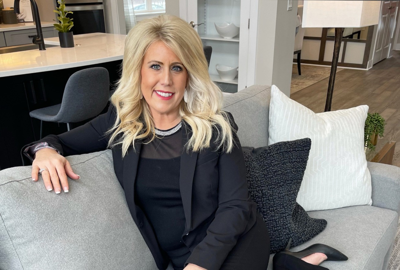 Cheryl Mueller Real Estate - The Luxe Group Brokered by EXp Realty in Wixom, MI