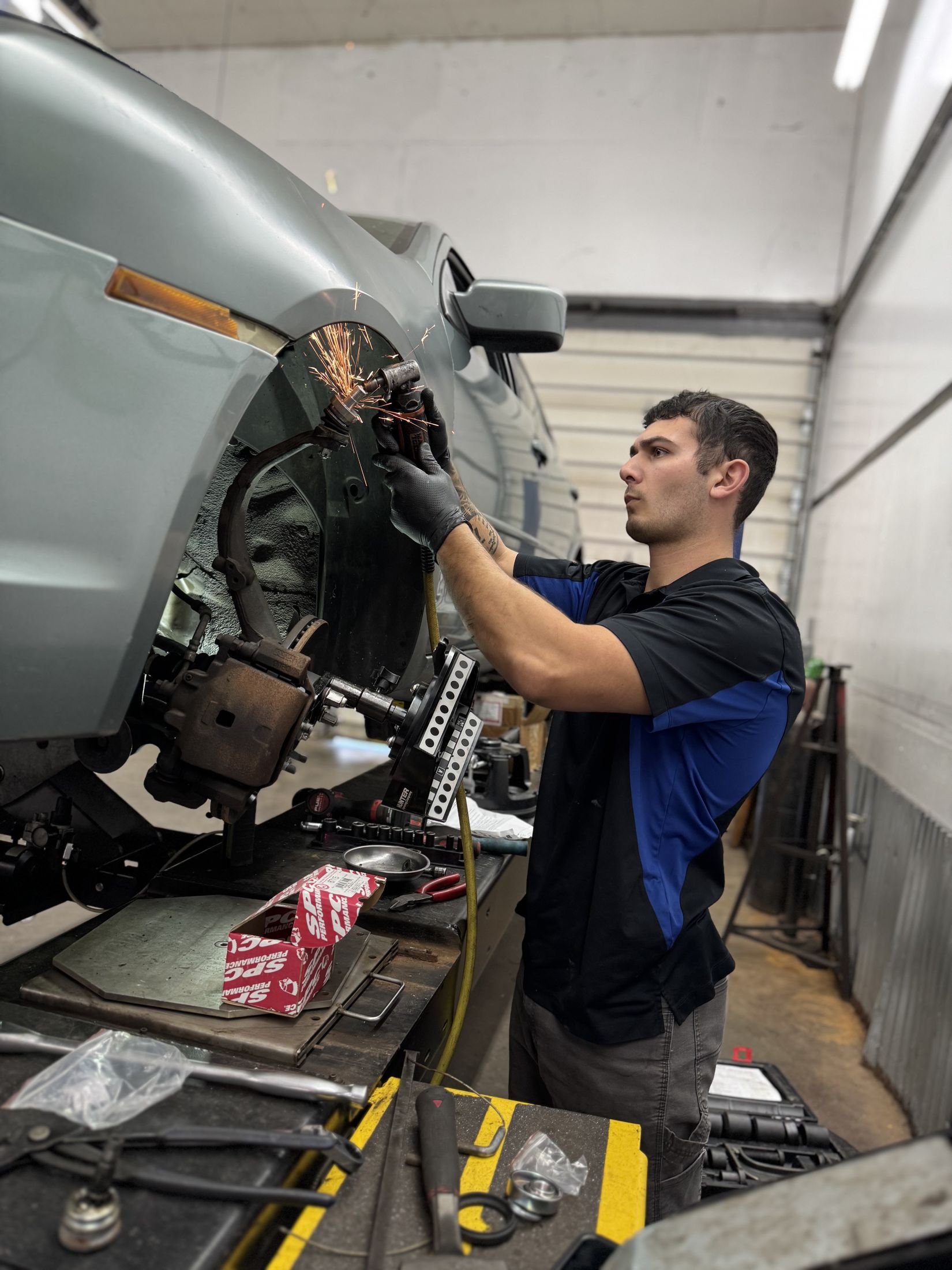 Eich Brothers Automotive in Evansville, IN