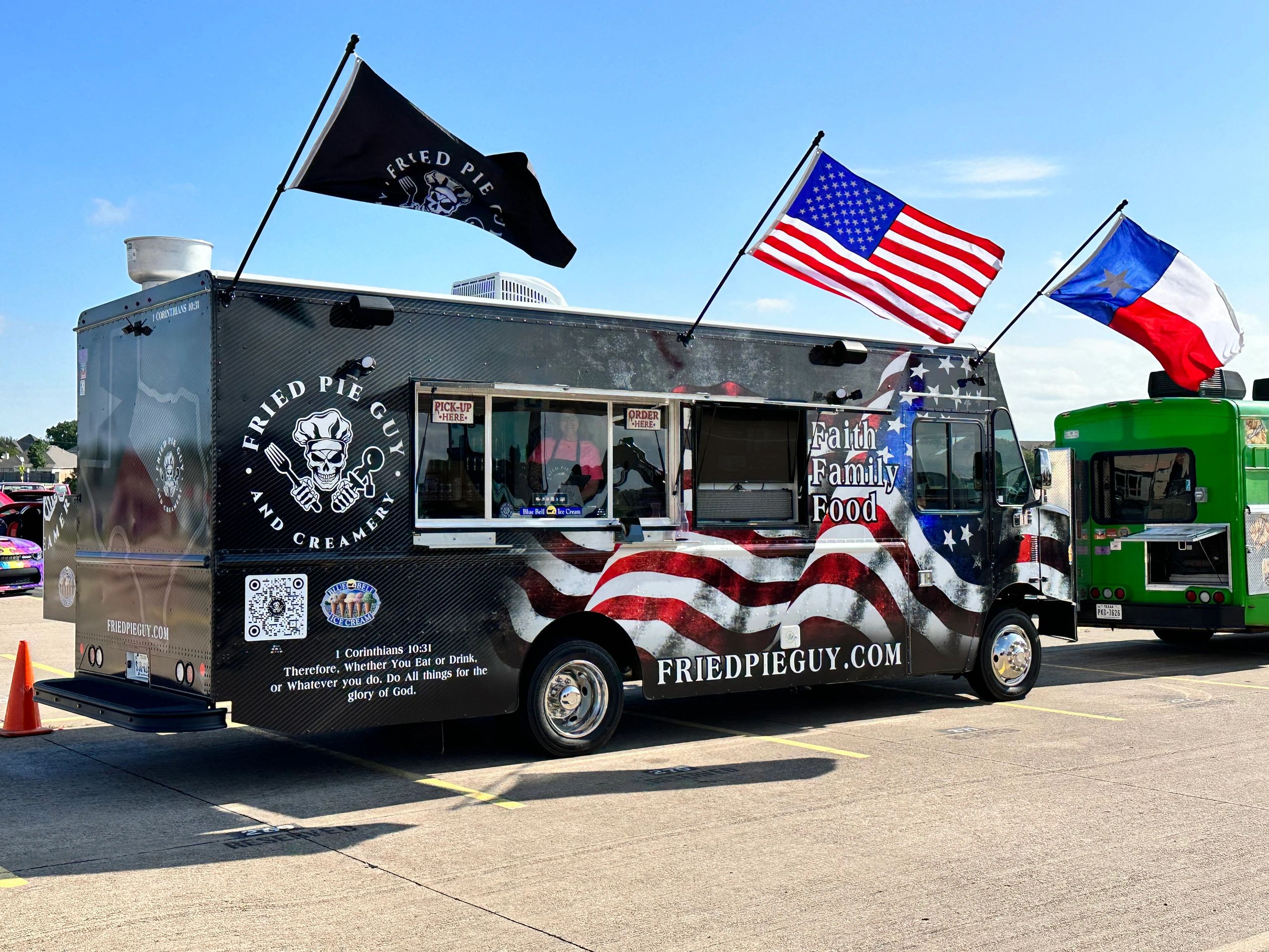 FRIED PIE GUY & CREAMERY in Haslet, TX (3)