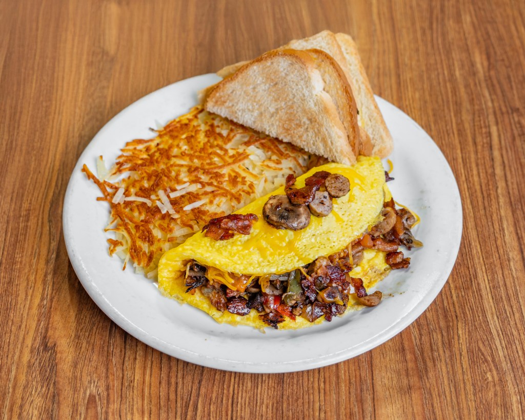 Benny's Family Restaurant in Twentynine Palms, CA (2)