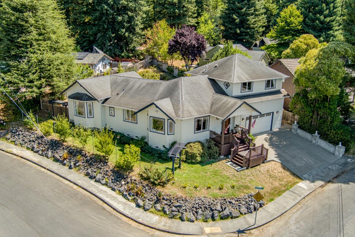THE KEY Real Estate Group in Eureka, CA (2)