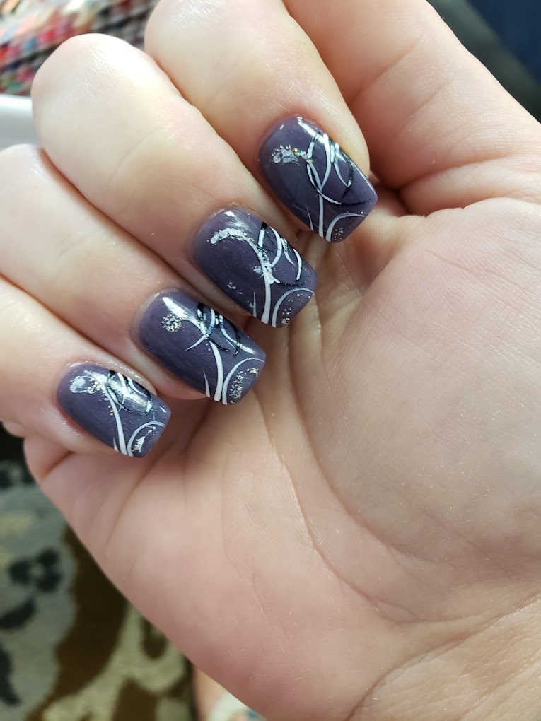 V Nails in East Liverpool, OH (3)