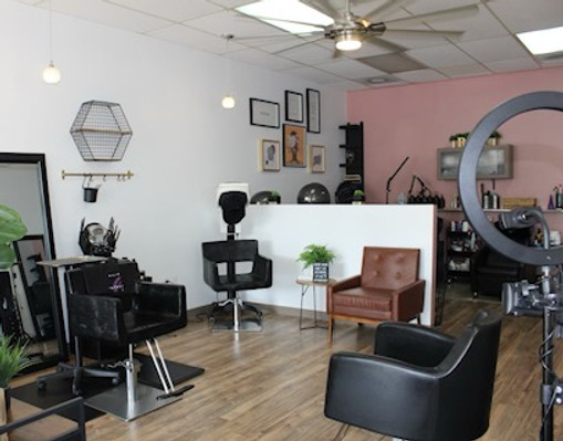 Sweetest Little Salon & Co suites in Bradenton, FL (6)