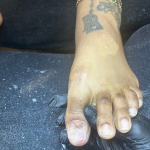 Iconic Natural Nails in Dallas, TX (2)