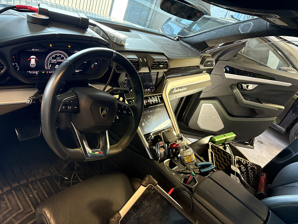 Mobile oil change in Los Angeles, CA (2)