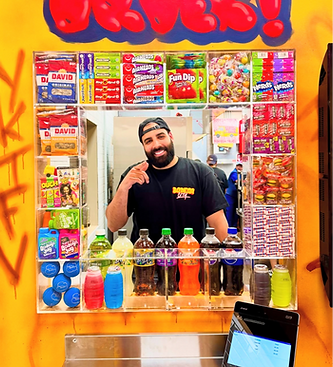 Bodega Truck in Astoria, NY (2)