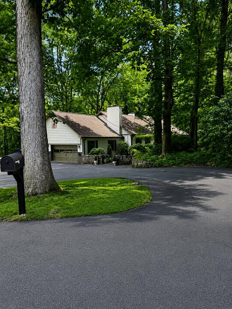 Conley Rogers Real Estate Group in Sylva, NC (3)