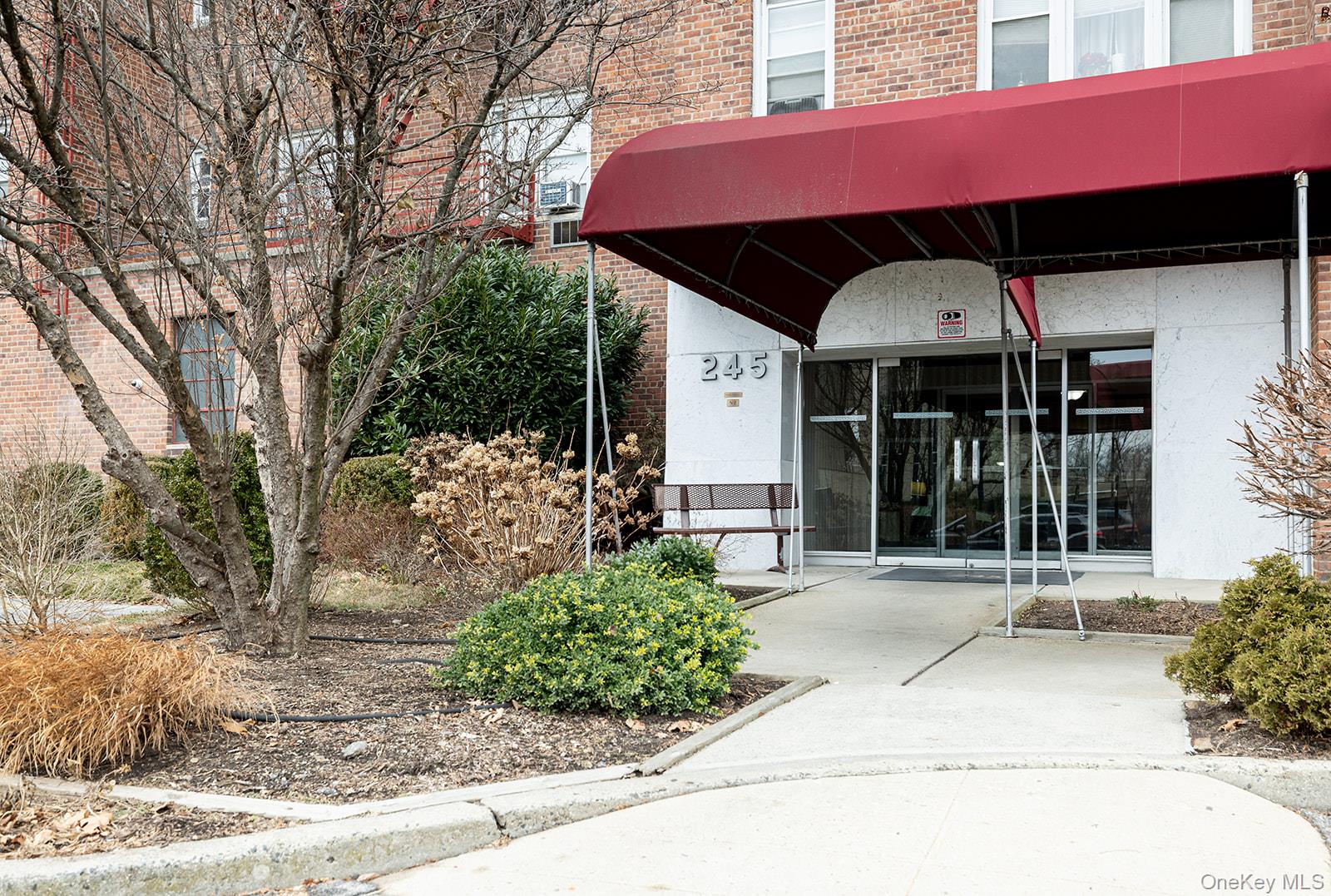 Hollingsworth Real Estate Group in White Plains, NY (3)