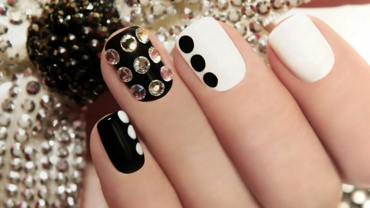 Million Nails & Bar in Grand Prairie, TX (5)