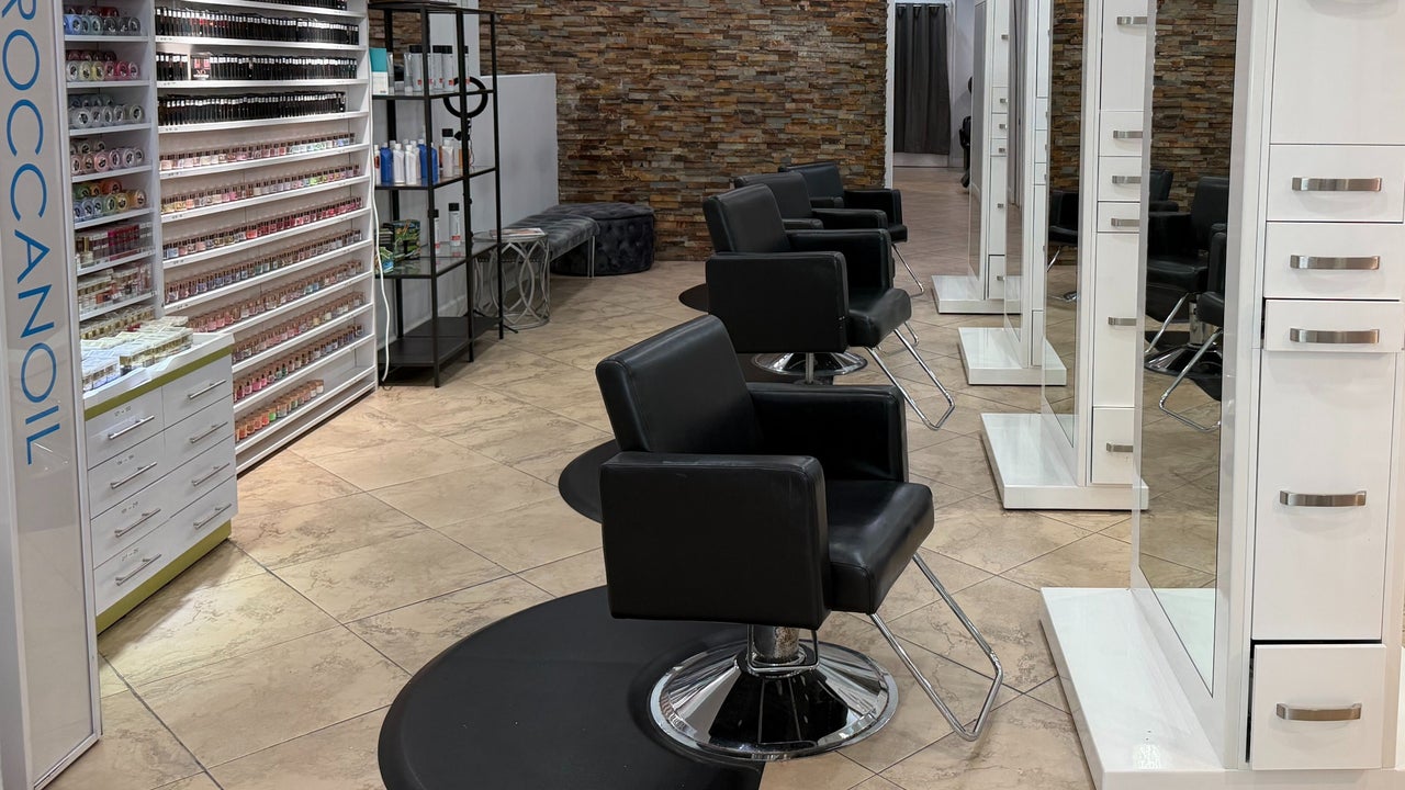 Be Posh Nails & Beauty Spa in Pembroke Pines, FL