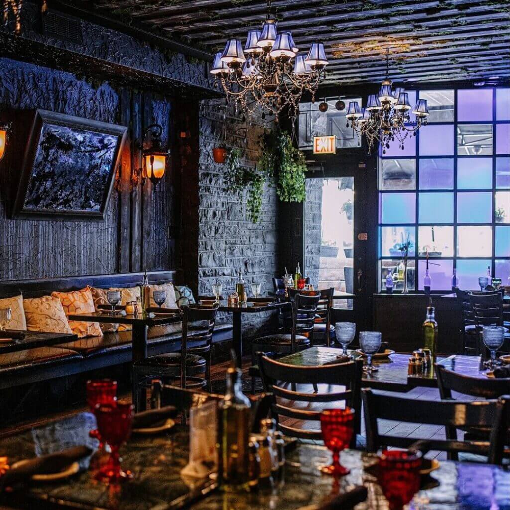 Blue Fire Restaurant in Elmwood Park, IL (4)