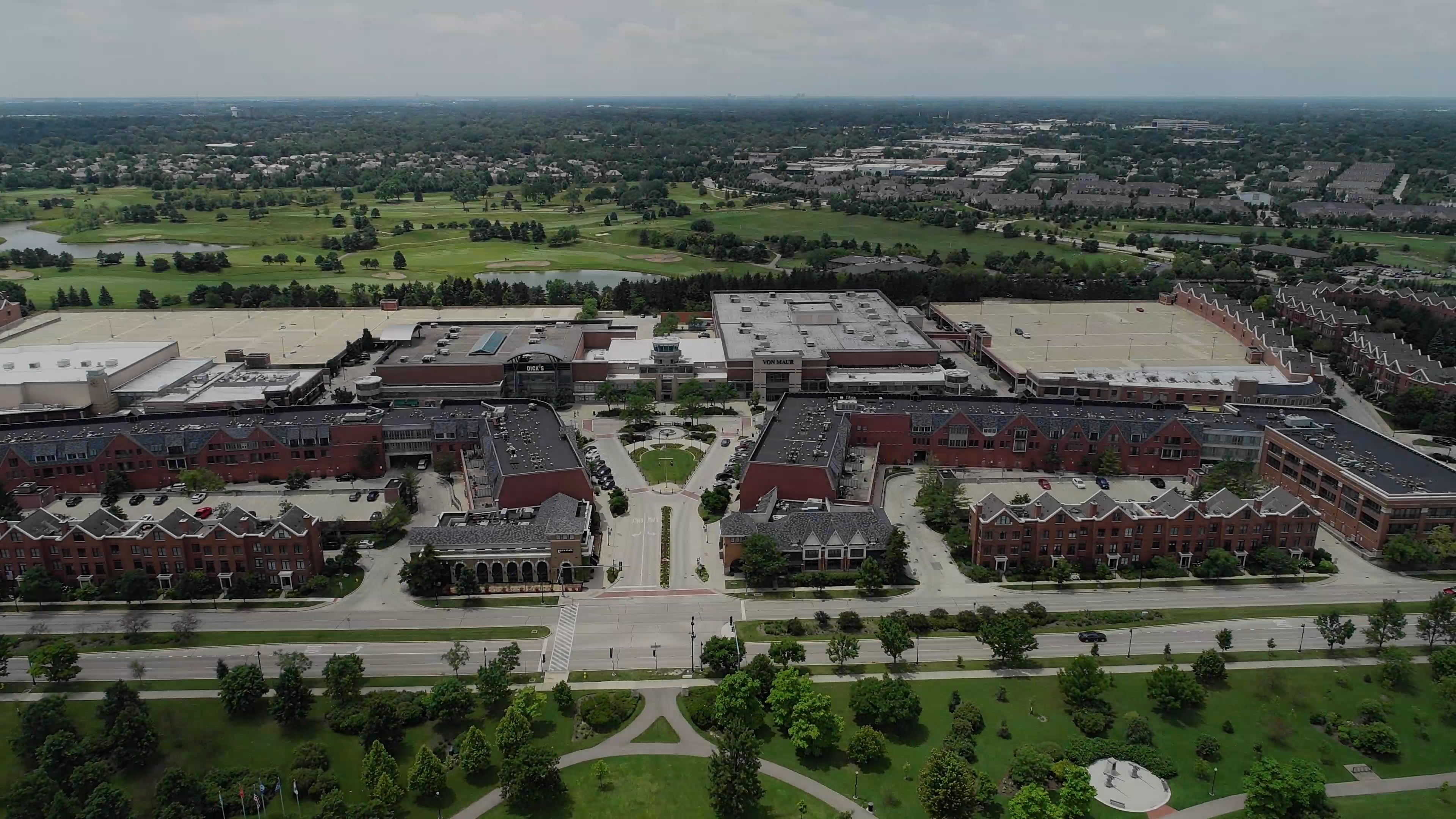 The Glen Town Center in Glenview, IL