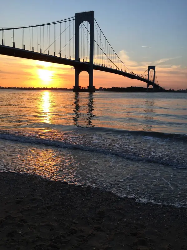 ANN ACQUAVIVA Real Estate Agent at Real Broker NY LLC in Bellerose, NY (4)