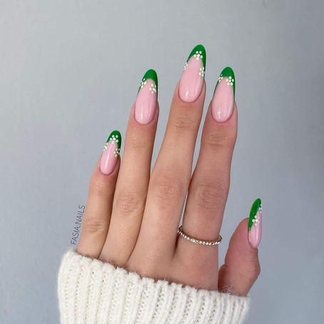 Victoria Nails & Spa - best nail salon on the beach in St Pete Beach, FL