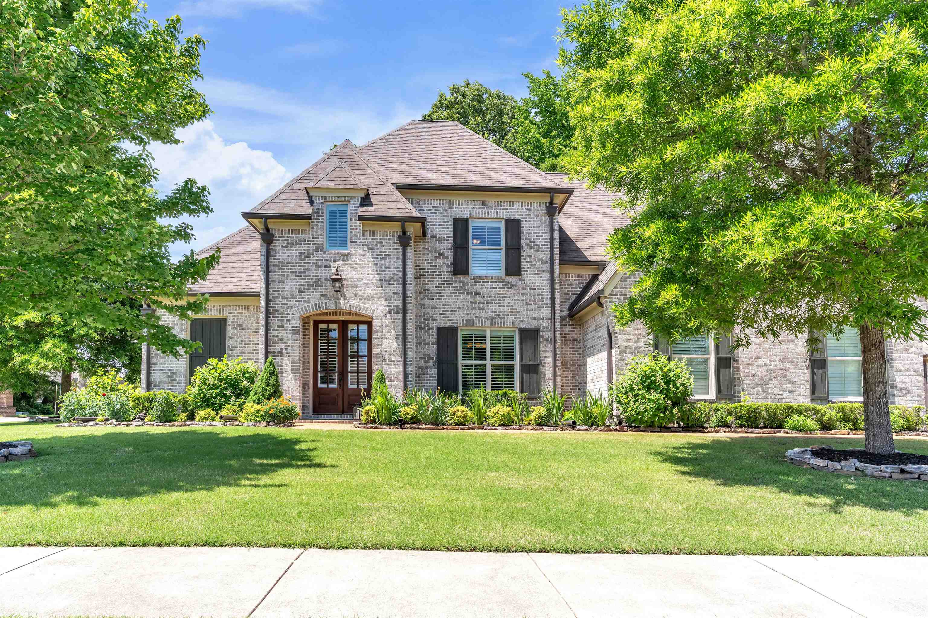 Nancy C Huddleston , Coldwell Banker Collins -Maury in Collierville, TN
