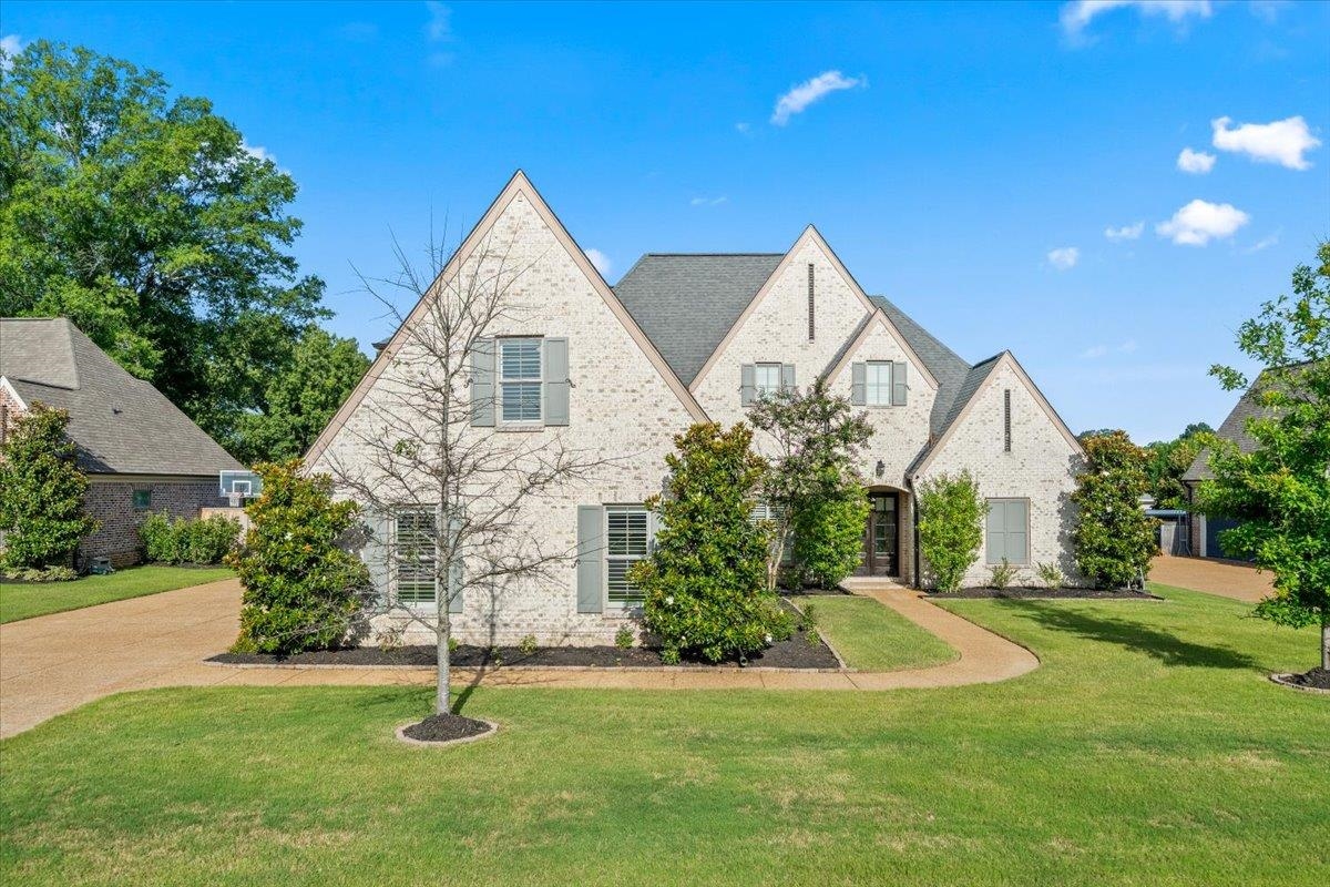 Nancy C Huddleston , Coldwell Banker Collins -Maury in Collierville, TN (2)