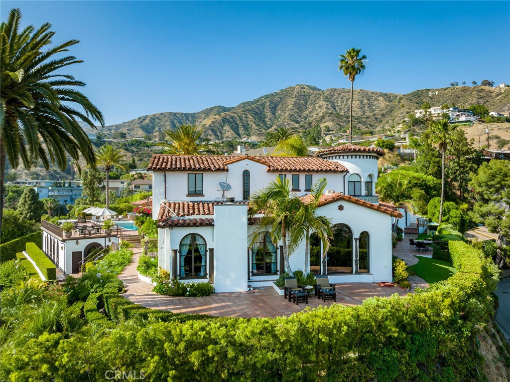 Mona Saakyan Realty in Glendale, CA (2)