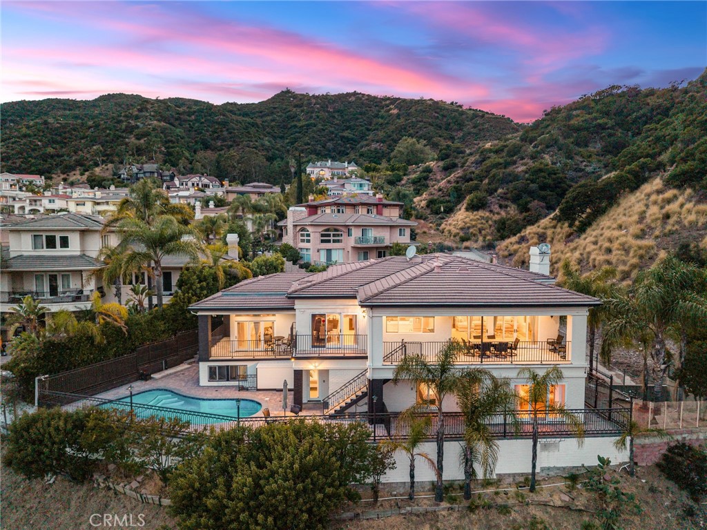 Mona Saakyan Realty in Glendale, CA (6)
