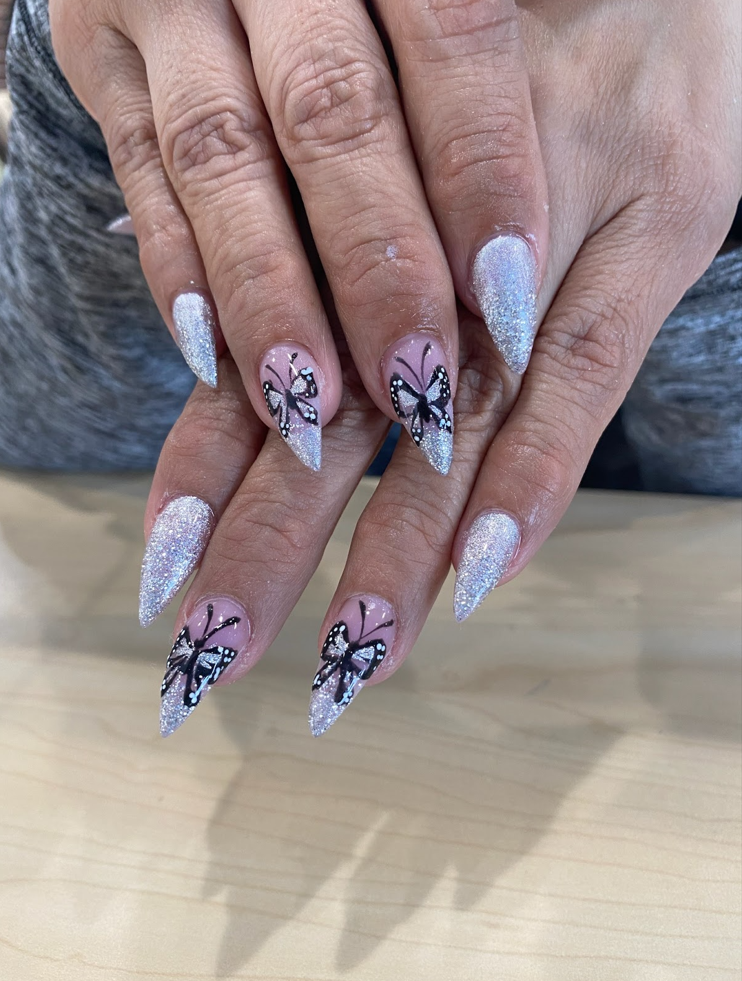 Le's Nails Spa in Ventura, CA