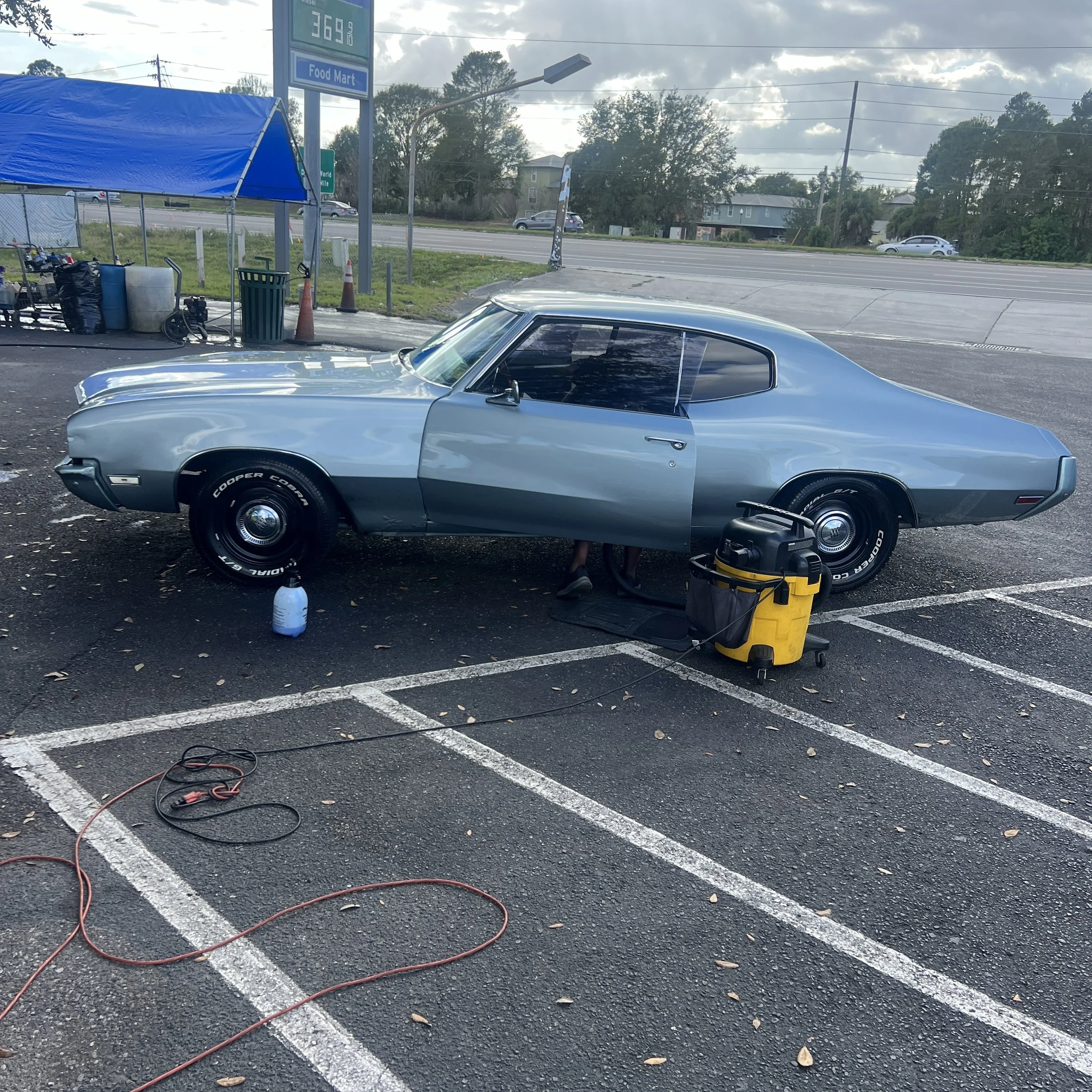 Kings four corners auto detailing in Clermont, FL