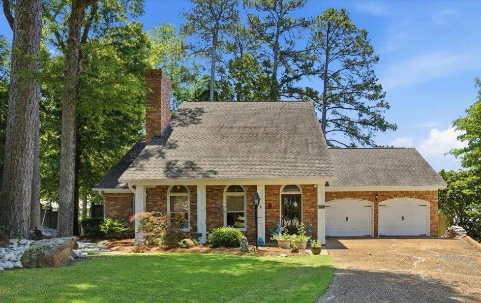 Locke Ward, Realtor C.H. & Company Real Estate, Inc . in Jackson, MS (5)