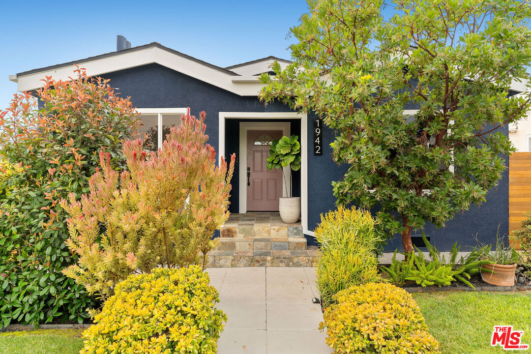 Nia Mallett | Real Estate in Santa Monica, CA