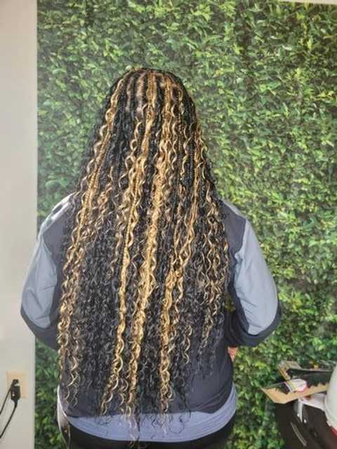 Queen Stylish Braiding hair// best african salon and fastest braiding in Baltimore, MD (3)