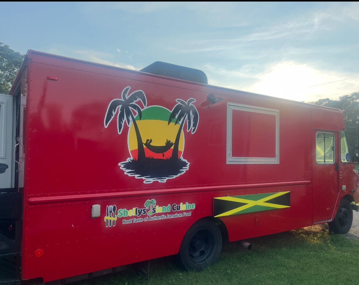 Shellys Island Cuisine in Roanoke, VA (3)
