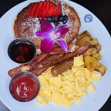 Mia's Cafe in Signal Hill, CA (3)