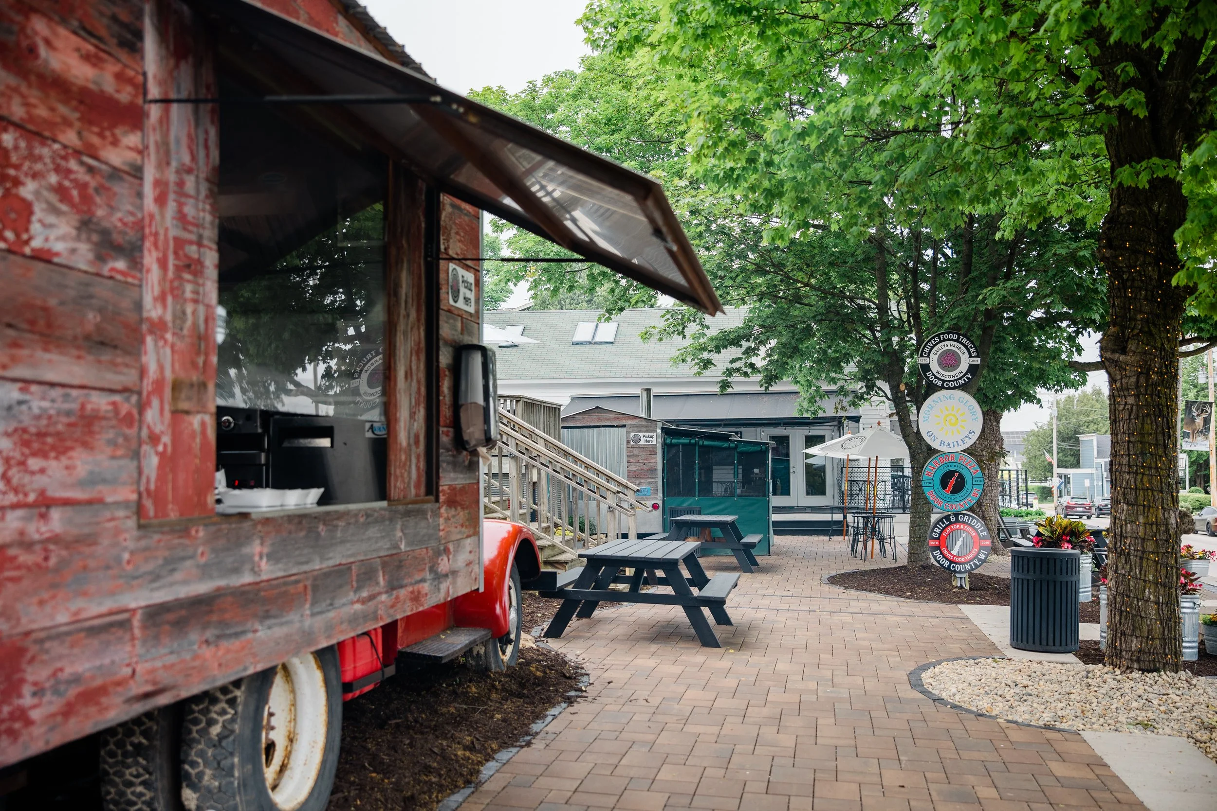 Chives Food Trucks in Baileys Harbor, WI (4)
