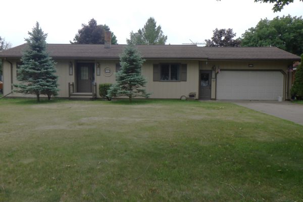 Schroeder & Kabble Realty Inc in Clintonville, WI (3)