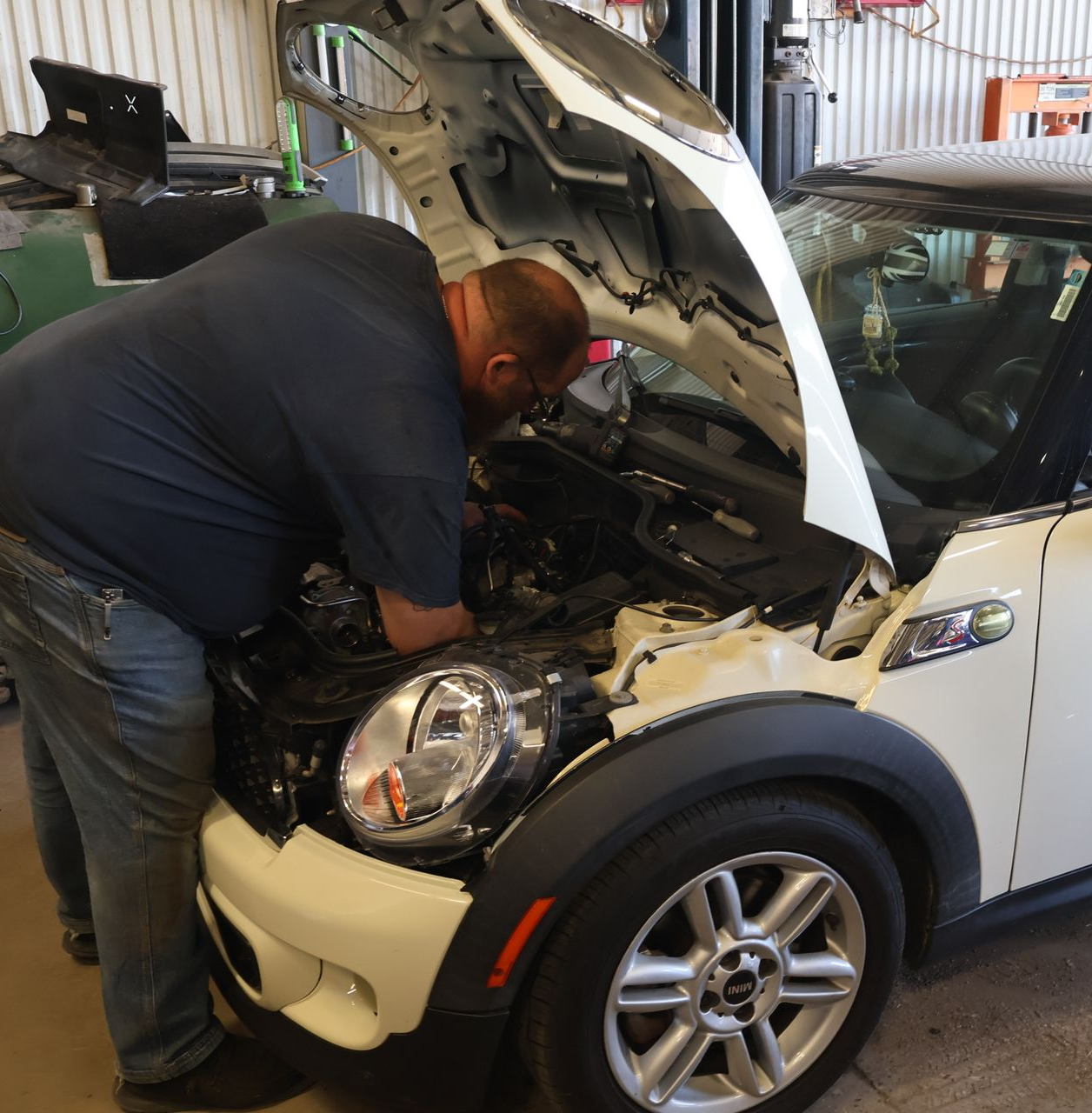 Findlay Auto Plus in Findlay, OH (3)