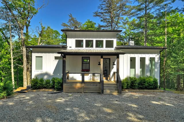 Nathan Fitts & Team, The Leading Name in Real Estate in Blue Ridge, GA (5)