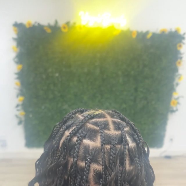 Yaya's Braidz in Upland, CA