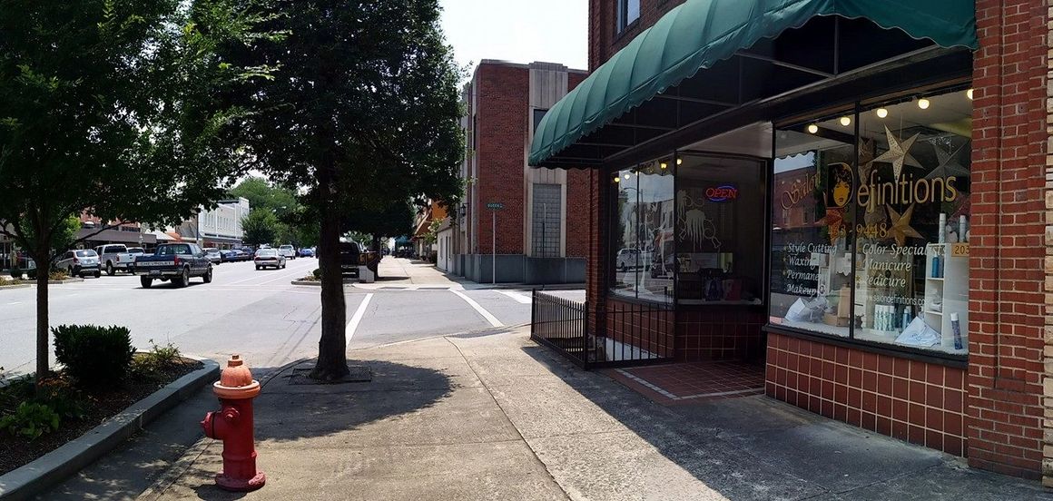 Salon Definitions Beauty Salon and Permanent Makeup in Morganton, NC (3)