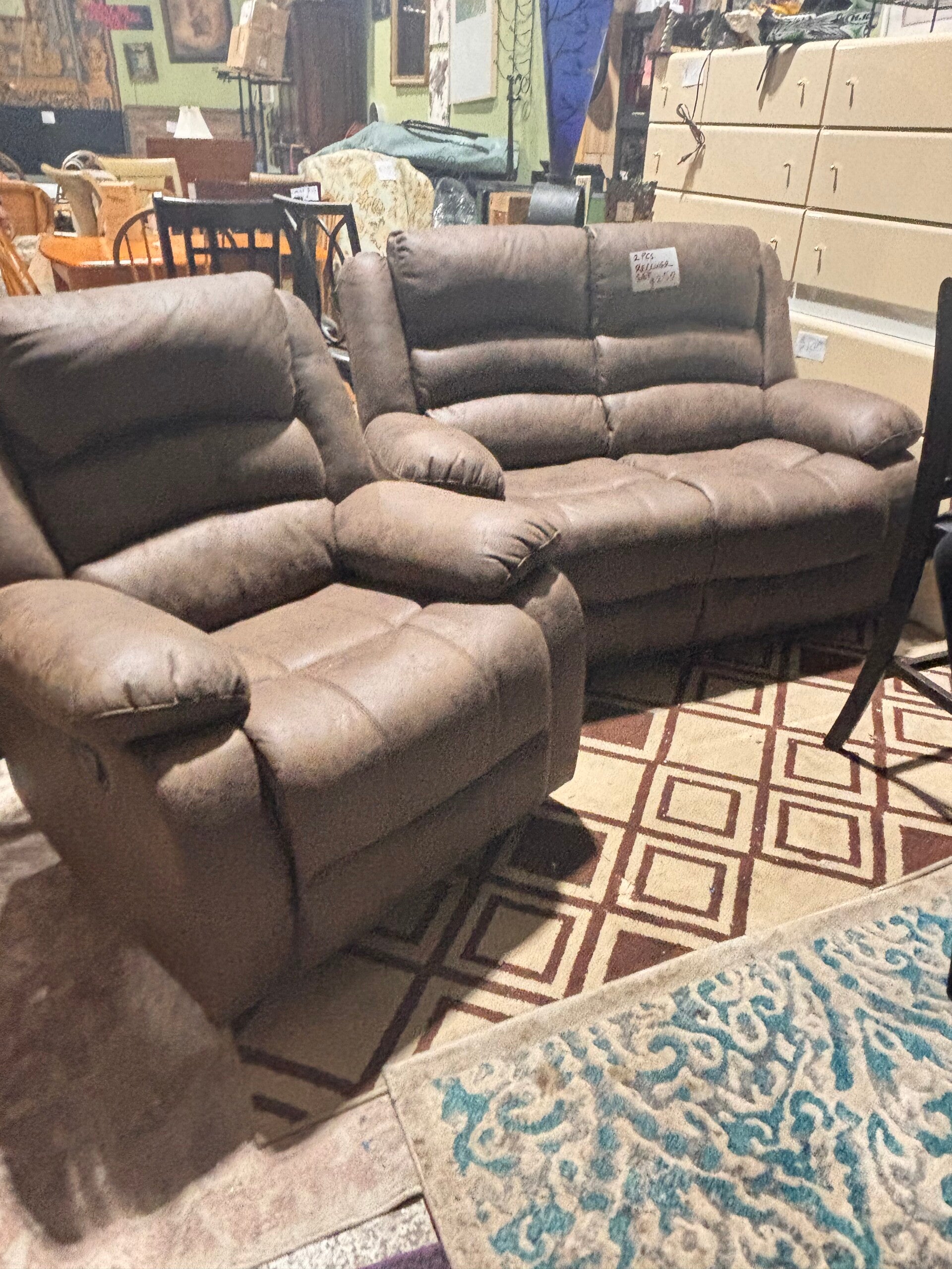 Just Deals Resale Warehouse in Pasadena, TX (6)