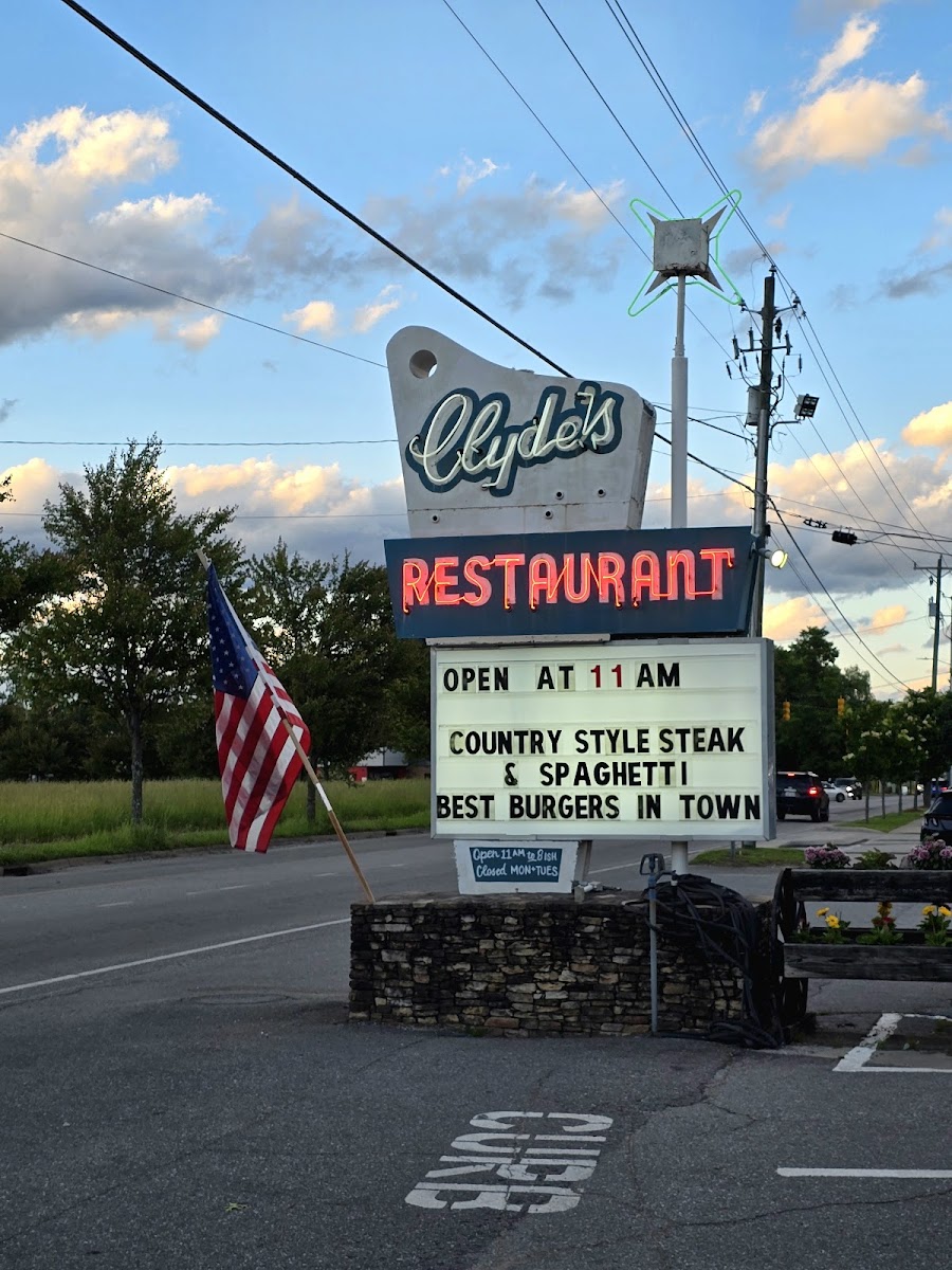 Clyde's Restaurant | Southern in Waynesville, NC (6)