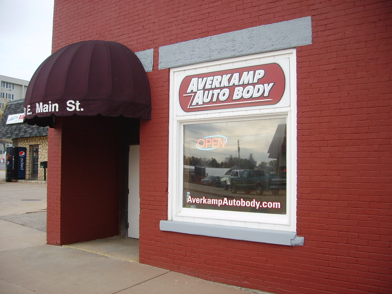 Averkamp Auto Body in Platteville, WI (6)