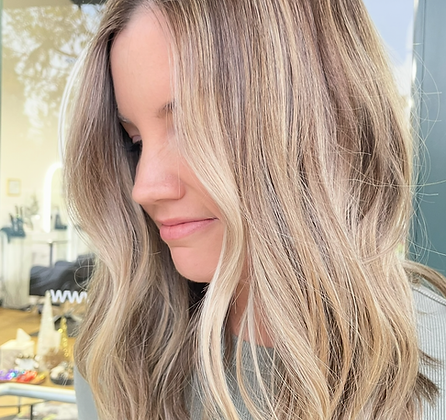 Nikki Dominguez Hairstylist in Brentwood, CA