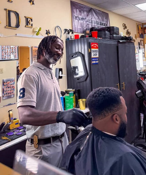 Trene's House Of Beauty & Barber in Universal City, TX (4)