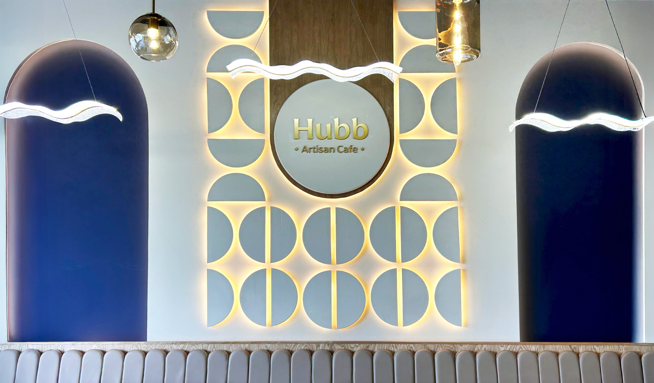 Hubb Artisan Cafe in Rochester Hills, MI