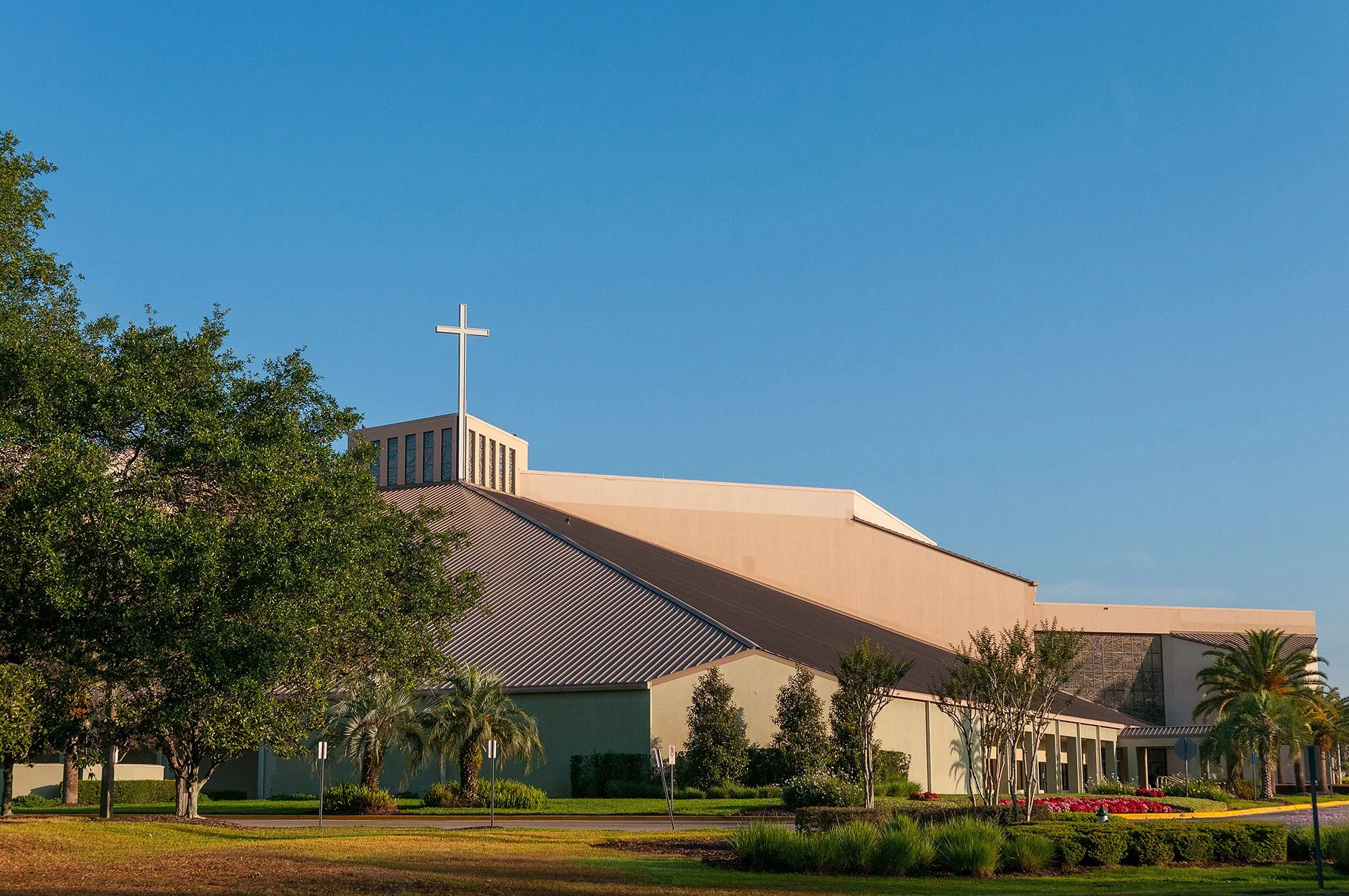 Long's Christian Bookstore in Orlando, FL (6)