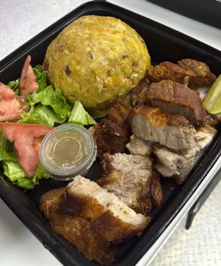 Delicias RD Food Truck in Tampa, FL (3)