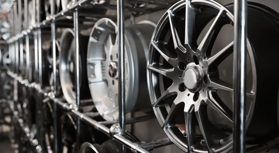 Kalifornia Wheels & Tires- Chico Street in Bakersfield, CA (2)